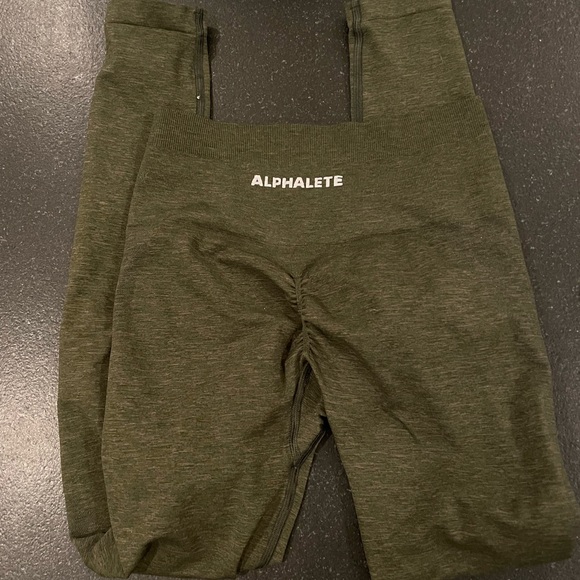 Alphalete Amplify Leggings - Picture 3 of 4